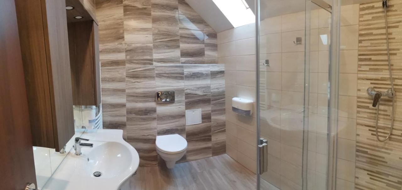 Termal Apartmanhaz เวเรเชกแฮซ ภายนอก รูปภาพ
